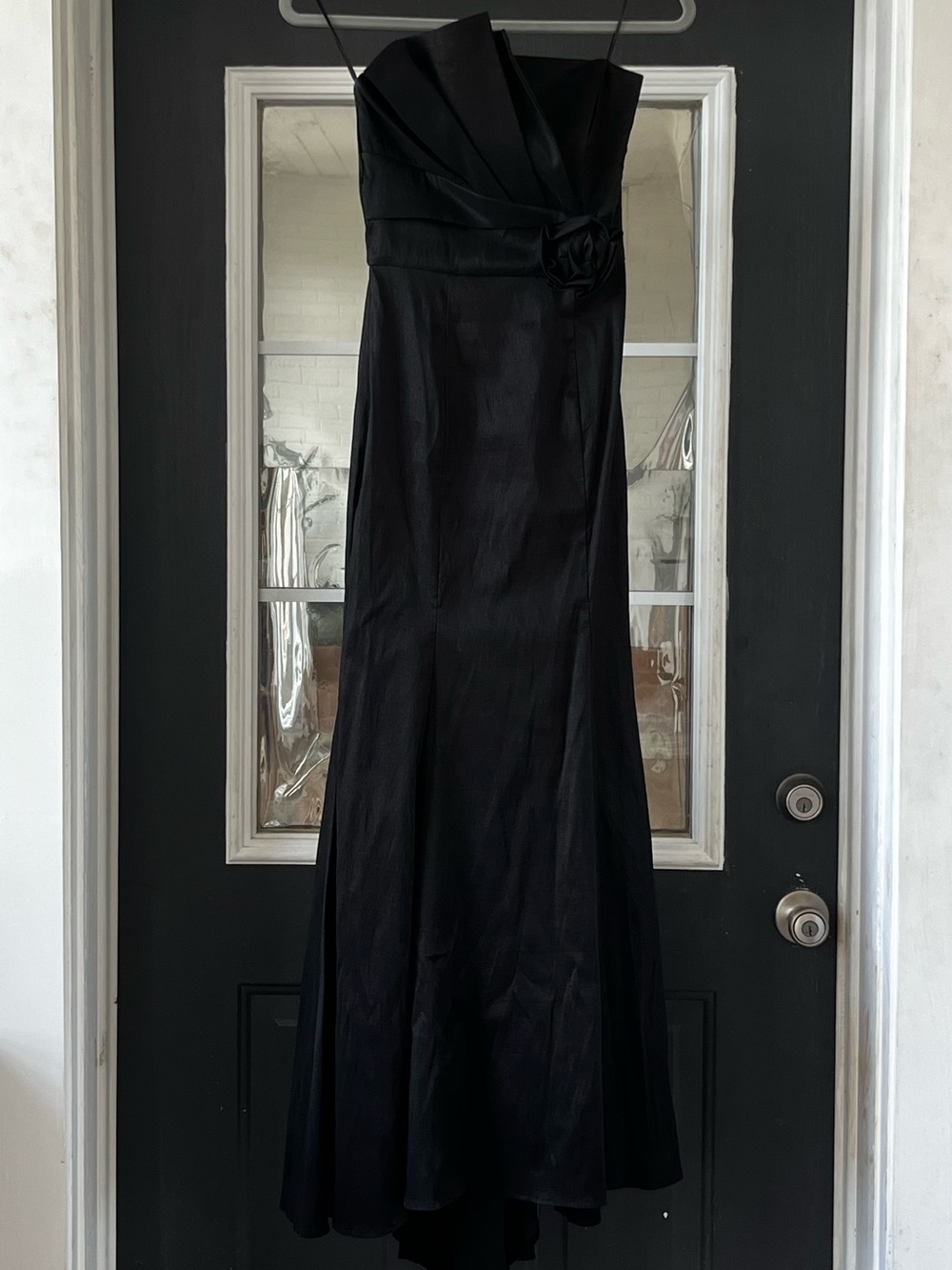 Dancing Queen USA black tafita mermaid formal gown